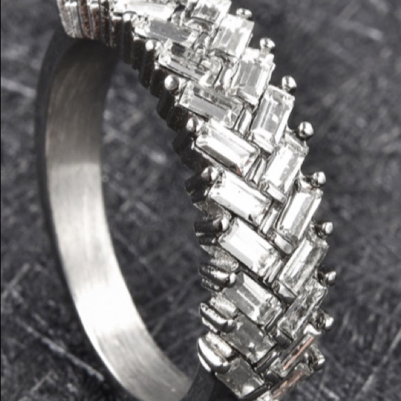 White Austrian Crystal Fern Leaf Ring in Stainless Steel - Picture 3 of 9